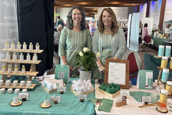 sarah rach on stall scaled 3cfb9fe6